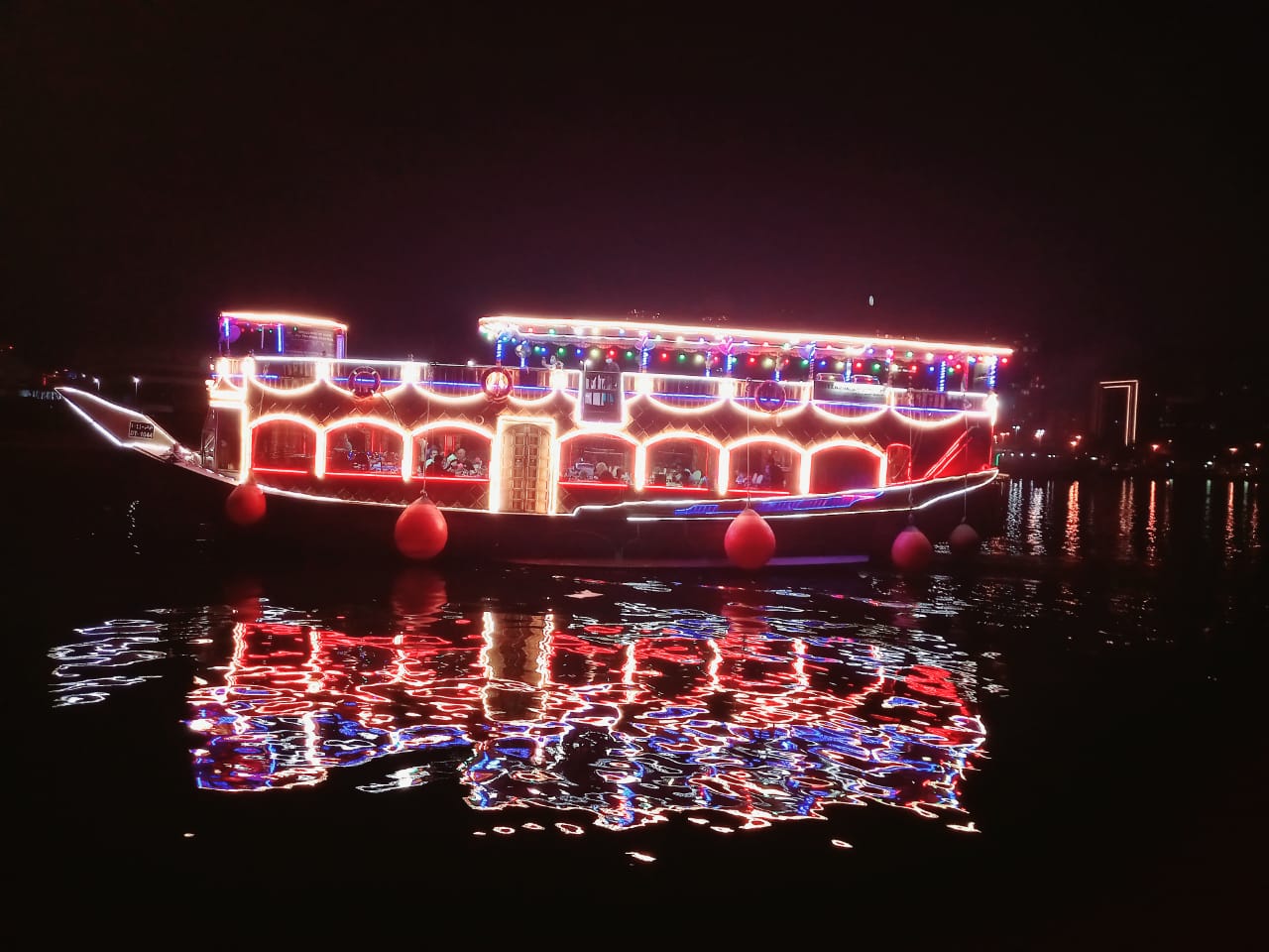 Experience Dhow Cruise Dubai With Luxury Dining & Scenic Views